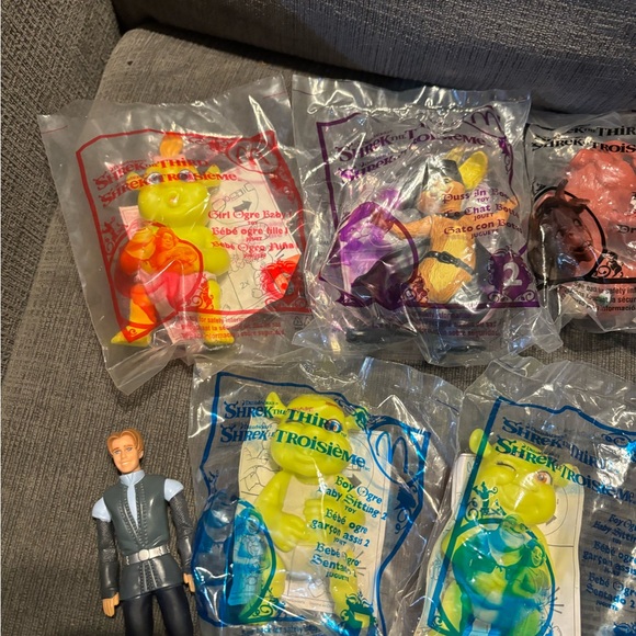 15 Shrek McDonalds Toys Early 2000’s - Picture 4 of 5